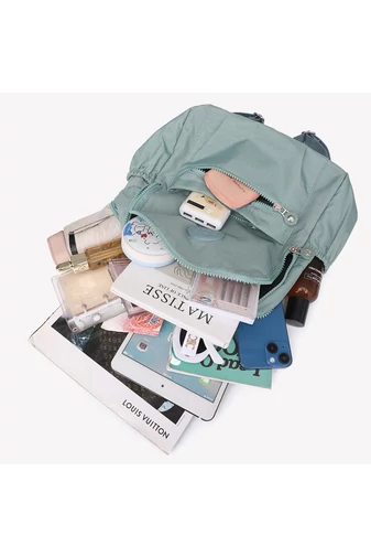  Wielofunkcyjny plecak w kolorze wiśniowo-czerwonym, wykonany z wodoodpornej tkaniny Oxford, wymiary 30*26*13 cm