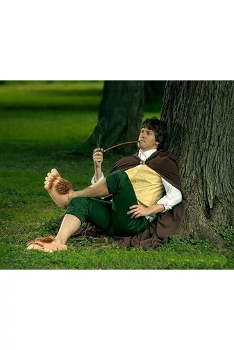 Ciepłe i wygodne brązowe kapcie Hobbit, rozmiar uniwersalny (36-41), materiał pluszowy