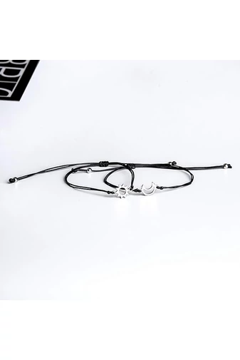  Zestaw dwóch bransoletek dla par z motywem słońca i księżyca wykonanych z trwałej i odpornej na rdzę stali nierdzewnej