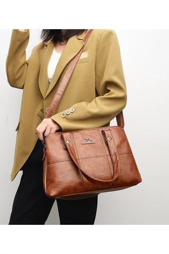  Elegancka brązowa torba na ramię i do ręki z regulowanym paskiem 32*11*22 cm