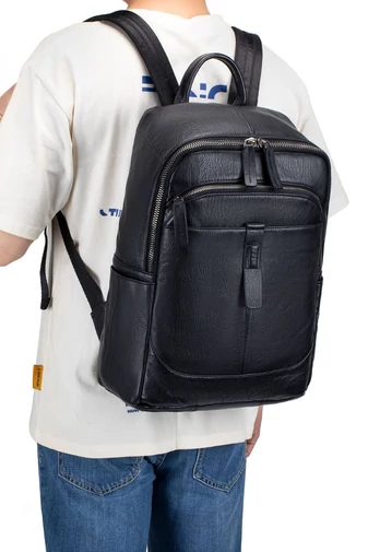  Elegancki plecak podręczny Wizzair Ryanair wykonany z czarnej skóry naturalnej, miejsce na laptopa, 38*29*13 cm