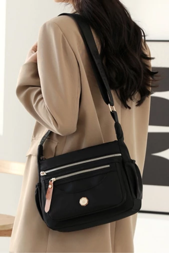  Khaki wodoodporna torba na ramię z poliestru z wieloma przegródkami, 21*26*11 cm