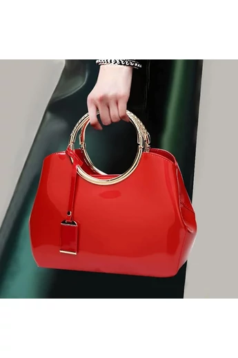  Torebka Bonluo z czerwonej lakierowanej skóry, wymiary (28 x 10,5 x 22 cm)