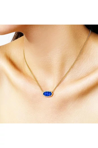  Elegancki naszyjnik z niebieskim kamieniem i łańcuszkiem z miedzi pokrytej 18-karatowym złotem
